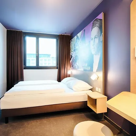 Otel Augsburg-west 3*
