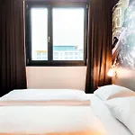 Augsburg-west Szálloda