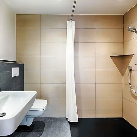 Augsburg-west Отель 3*